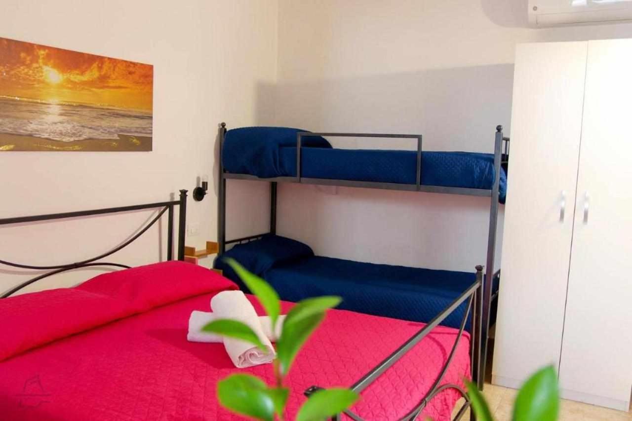 Lo Spioncino Apartments Otranto Ruang foto