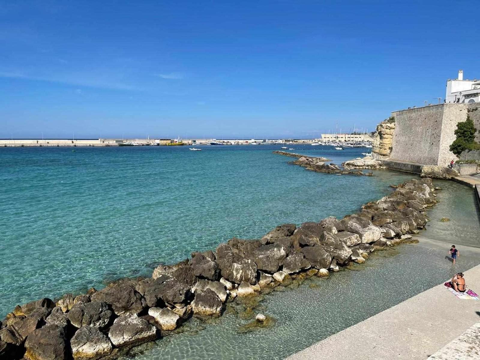 Lo Spioncino Apartments Otranto Ruang foto